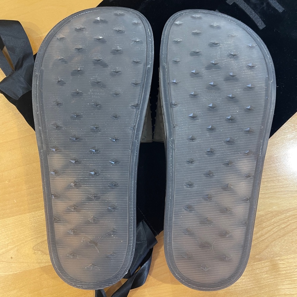 FENTY x Puma Grey Slides (Size 8.5) - Picture 3 of 4